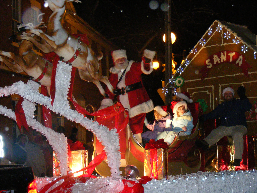 Santa Claus Parade in Peoria, Illinois Kidfriendly Attractions