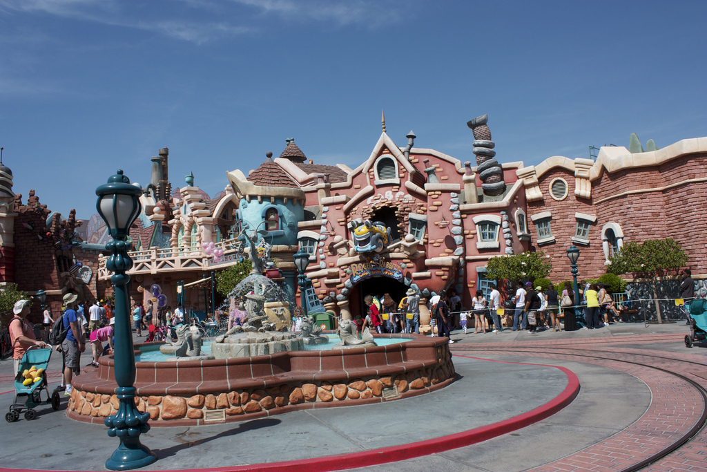 Disneyland Mickey's Toontown REVIEW – Though the attractions in