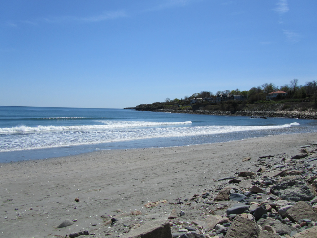 Easton's Beach (First Beach) in Newport, Rhode Island - Kid-friendly ...