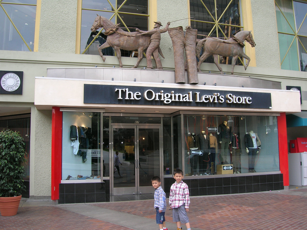 levi's store horton plaza