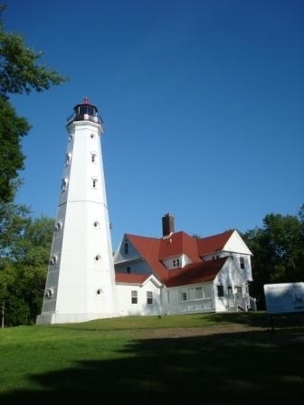 North Point Lighthouse in Milwaukee, Wisconsin - Kid-friendly ...