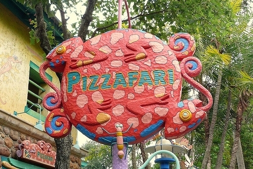 Pizzafari - Disney's Animal Kingdom in Lake Buena Vista, Florida -  Kid-friendly Restaurants | Trekaroo