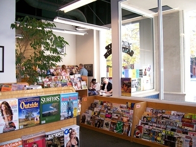 Bookshop Santa Cruz in Santa Cruz California Kid friendly