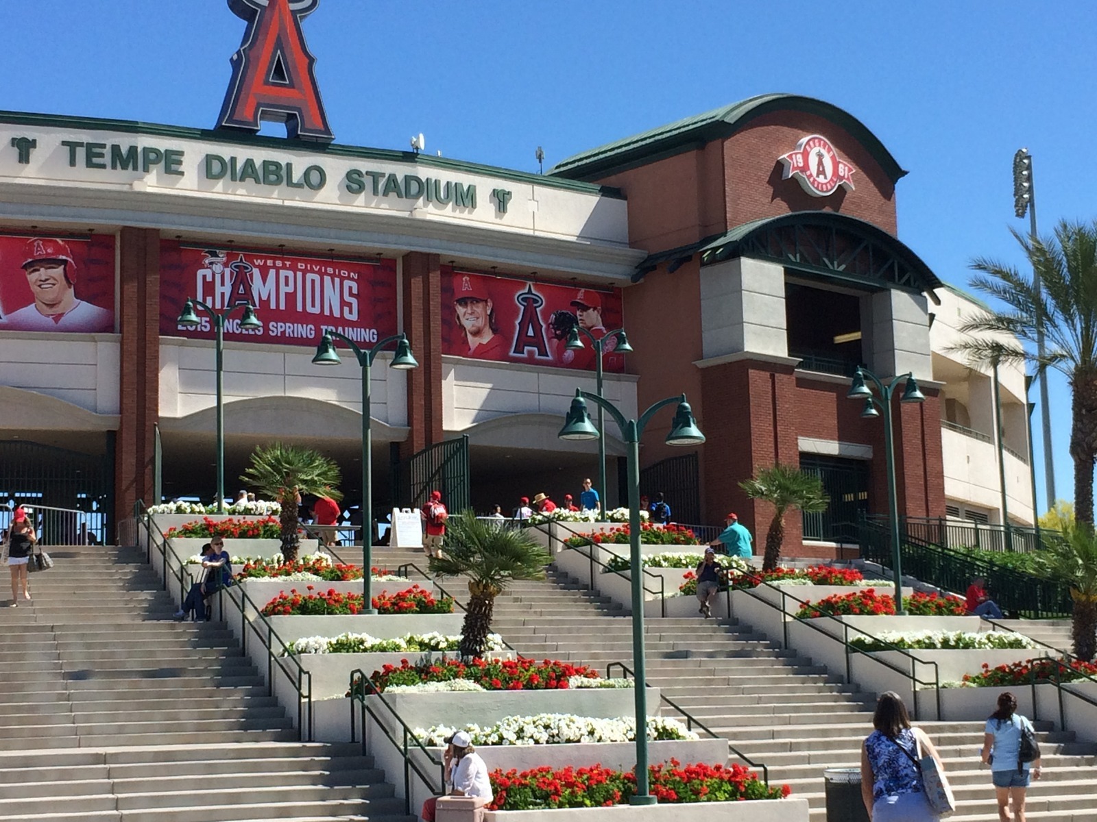 Local restaurants to try near Angels spring training games in Tempe