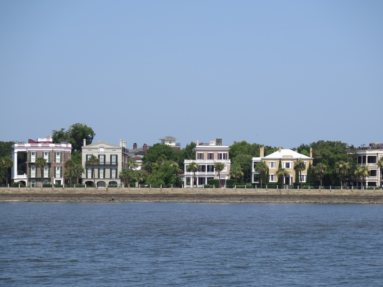 The Battery & White Point Gardens in Charleston, South Carolina Kid