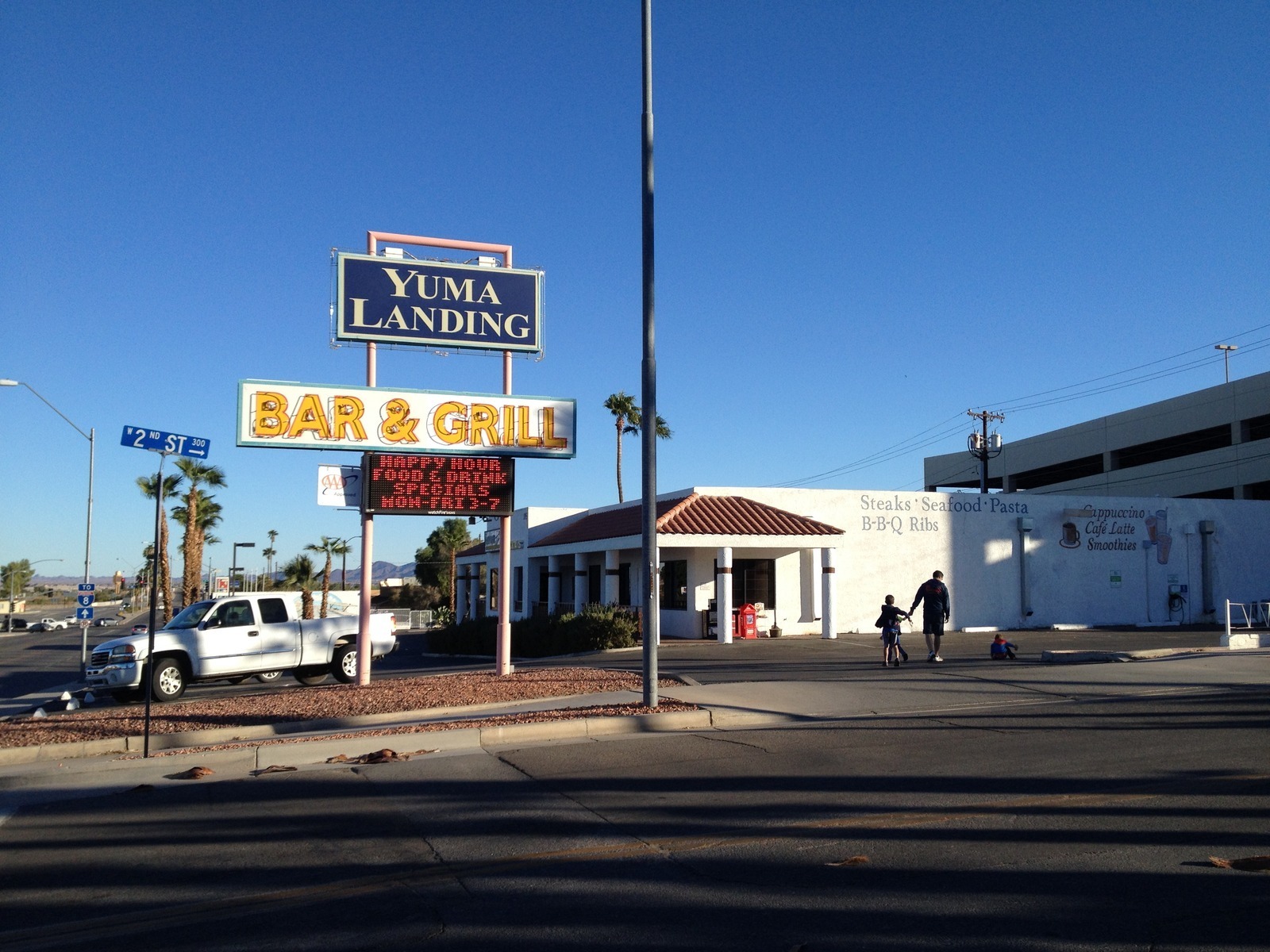 Yuma Landing Bar & Grill in Yuma, Arizona - Kid-friendly Restaurants