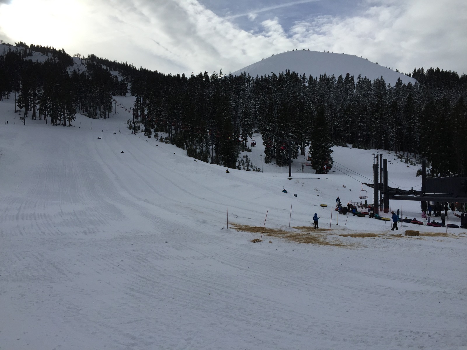 mt-bachelor-ski-resort-in-bend-oregon-kid-friendly-attractions