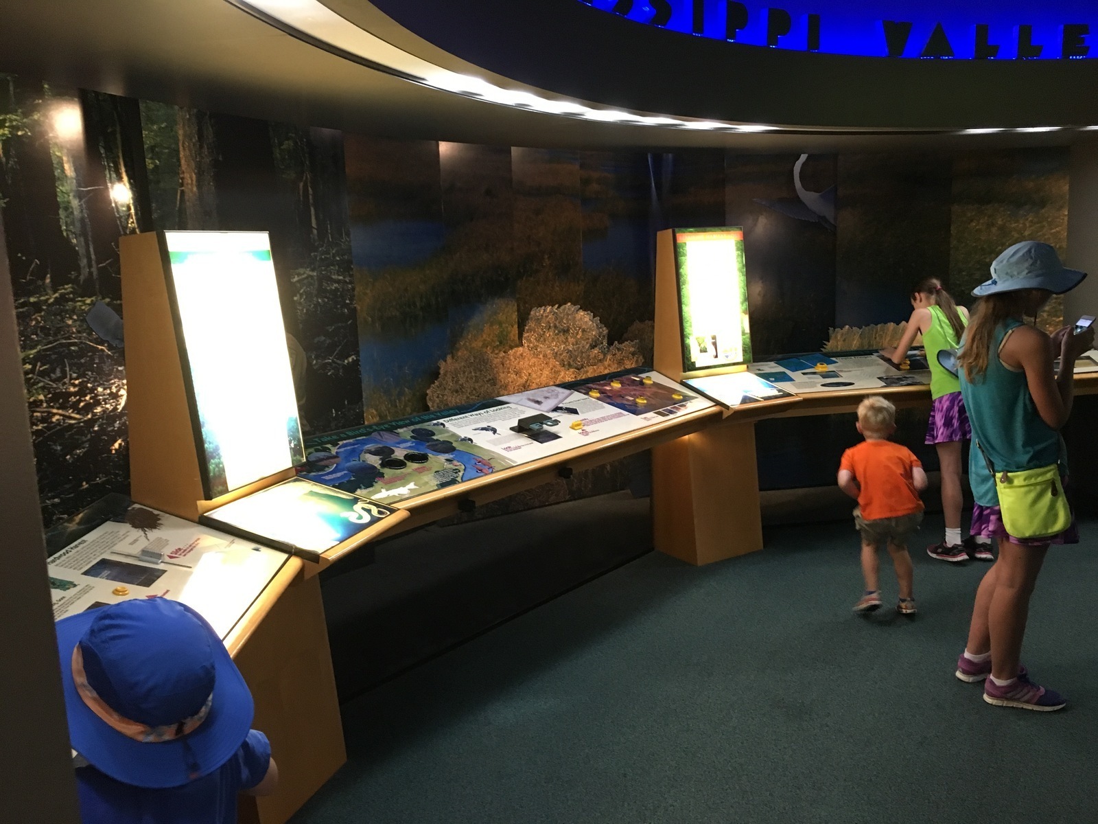 National Wildlife Visitor Center in Laurel, Maryland - Kid-friendly Attractions | Trekaroo1600 x 1200